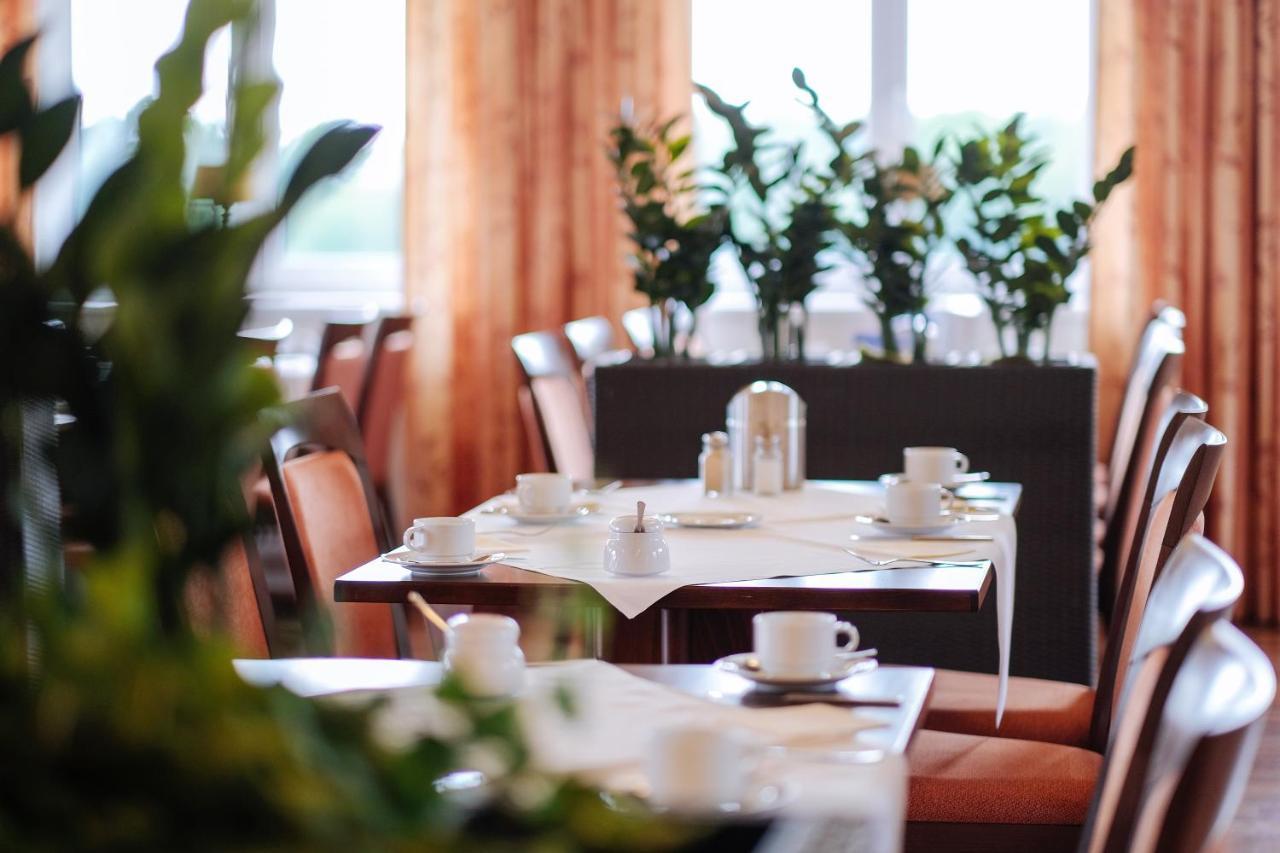 Bernsteinsee Hotel Sassenburg Экстерьер фото