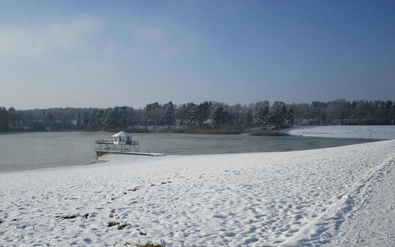 Bernsteinsee Hotel Sassenburg Экстерьер фото